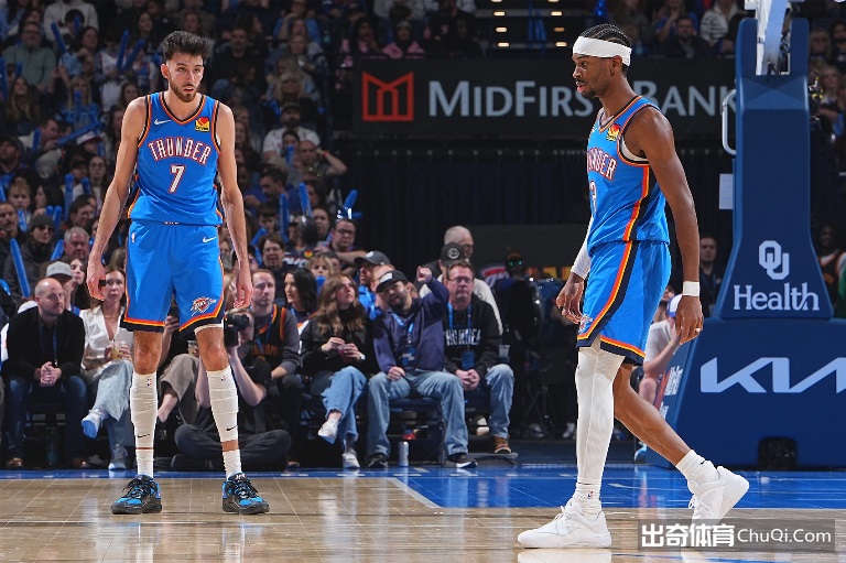 利物浦客场,领先曼城,客队球迷欢,万博体育平台,体育博彩,体育投注,万博官网,体育赛事投注,万博体育官网